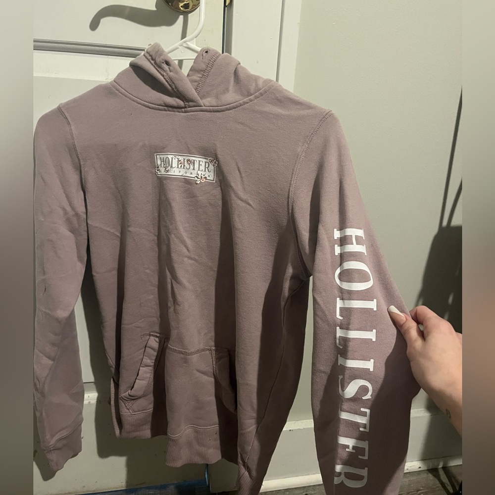 Hollister purple flower print logo hoodie